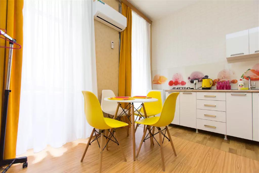 Pop Art Studio Apartment Tbilisi Bagian luar foto